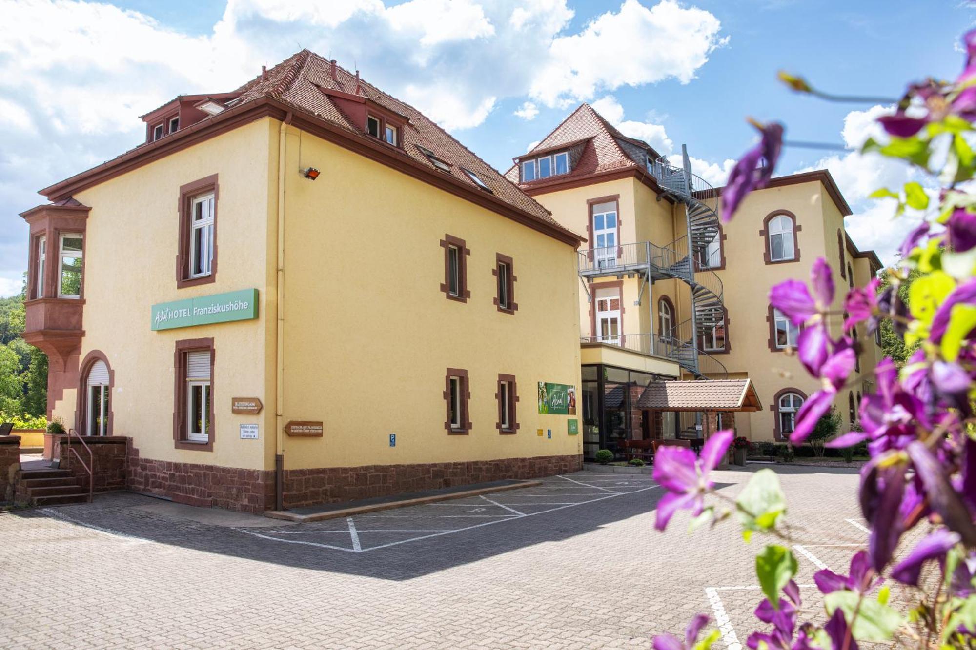 Roomingtons Hotel Franziskushoehe Lohr Extérieur photo