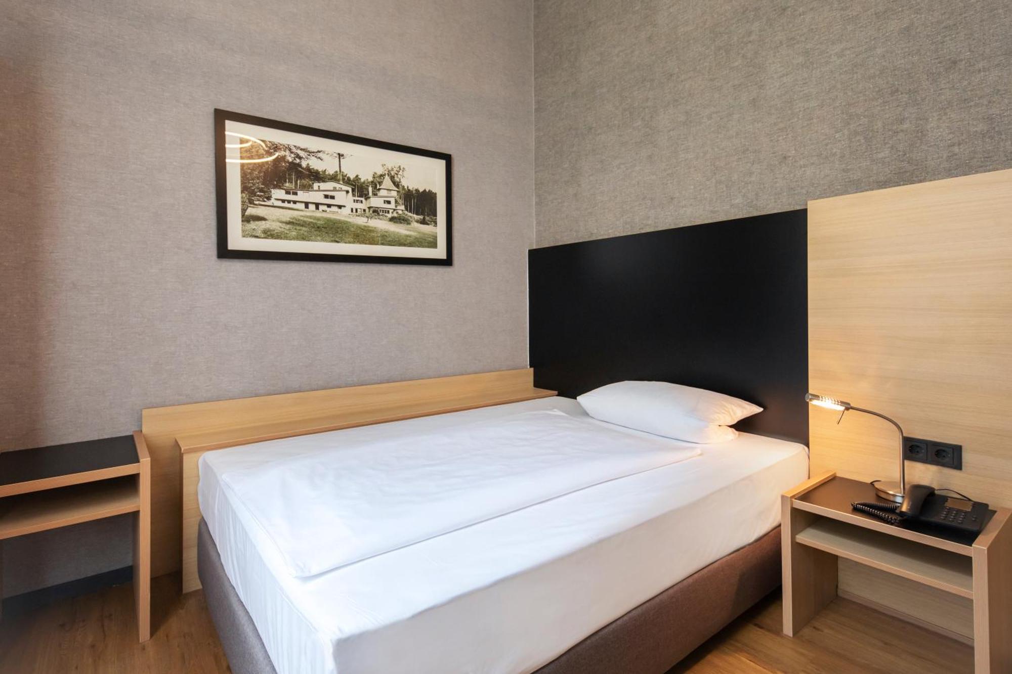 Roomingtons Hotel Franziskushoehe Lohr Extérieur photo